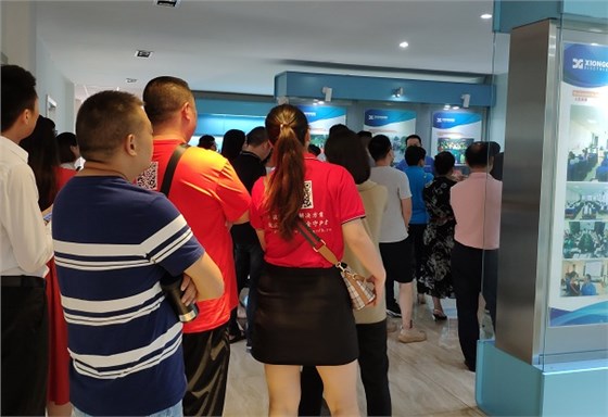 參觀熊谷公司 參觀熊谷公司