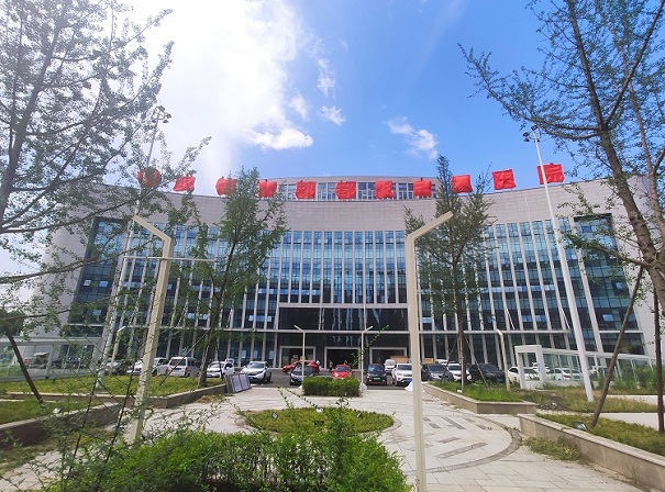 郫縣區(qū)中醫(yī)醫(yī)院新院區(qū)門(mén)頭照 郫縣區(qū)中醫(yī)醫(yī)院新院區(qū)門(mén)頭照